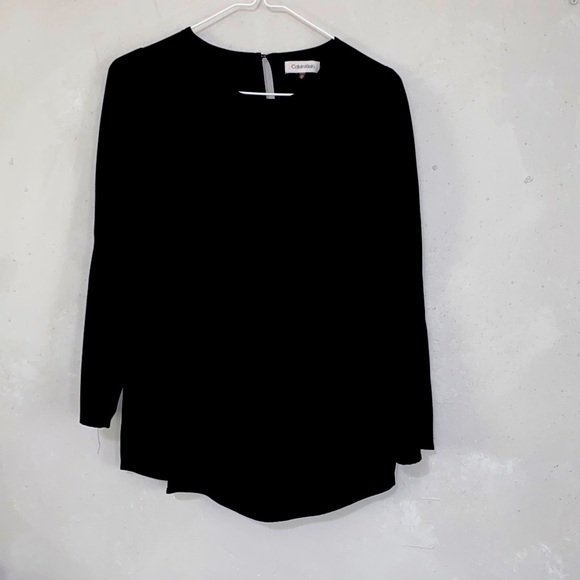 Black blouse - Picture 1 of 2